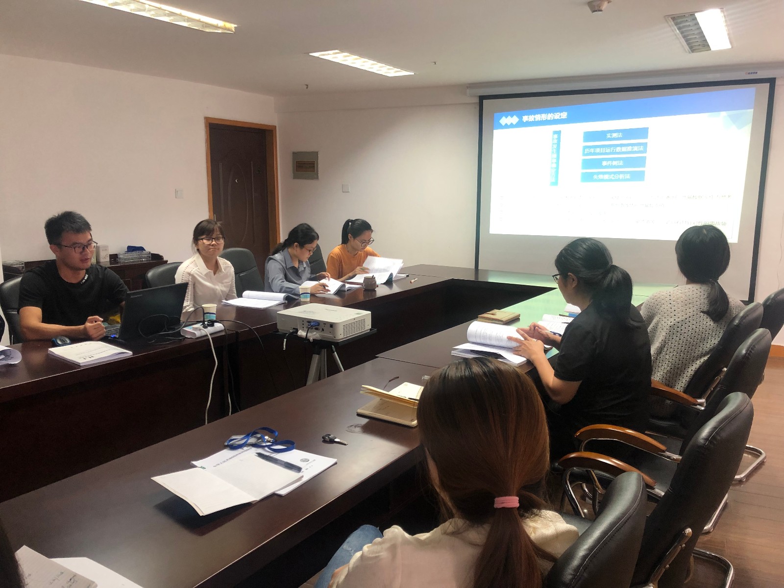 IMG_4470.JPG IMG_4470.JPG